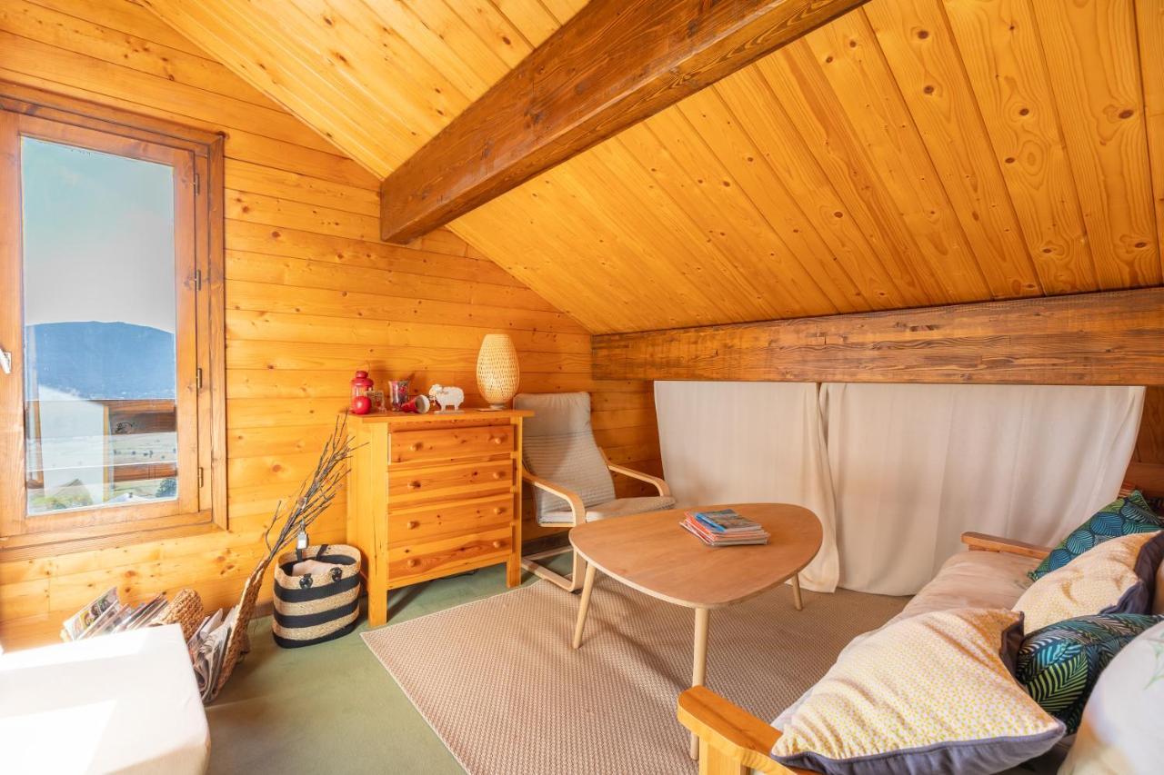 Chalet Les Tilleuls - Jolie Vue Montagne Et Lac Les Angles  Exteriör bild
